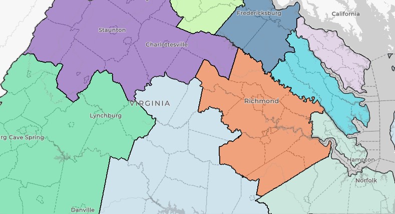 Isara ang mapa ng Central Virginia. Ang rehiyon ng Richmond ay may kulay na kahel, ang rehiyon ng Charlottesville ay mapusyaw na lila, ang rehiyon ng Fredericksburg ay katamtamang asul, ang rehiyon ng Lynchburg ay katamtamang berde